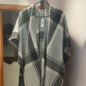Plaid Fringed Poncho Wrap